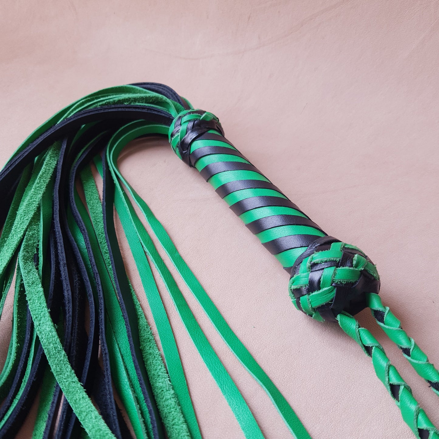 Martinet cuir & knot - 37 cm - vert & noir