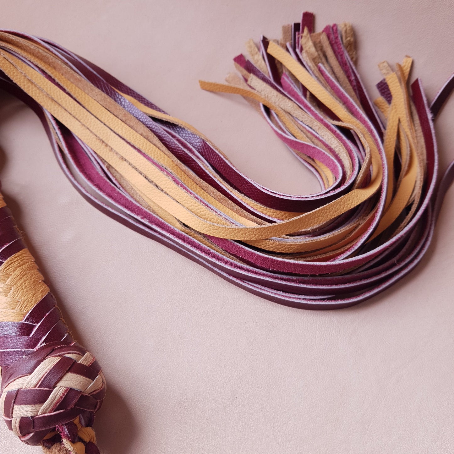 Martinet cuir & knot - 55 cm - jaune & bordeaux