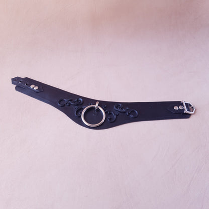 Collier en latex - 38 cm - noir 2