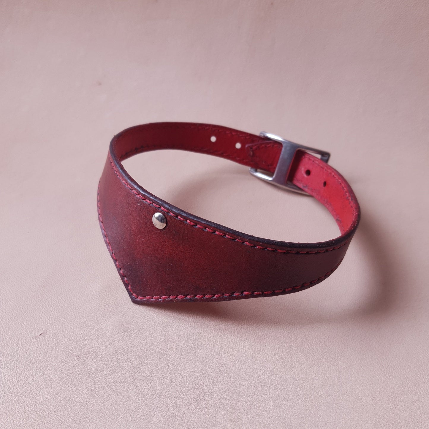 Collier en cuir - 33 cm - rouge