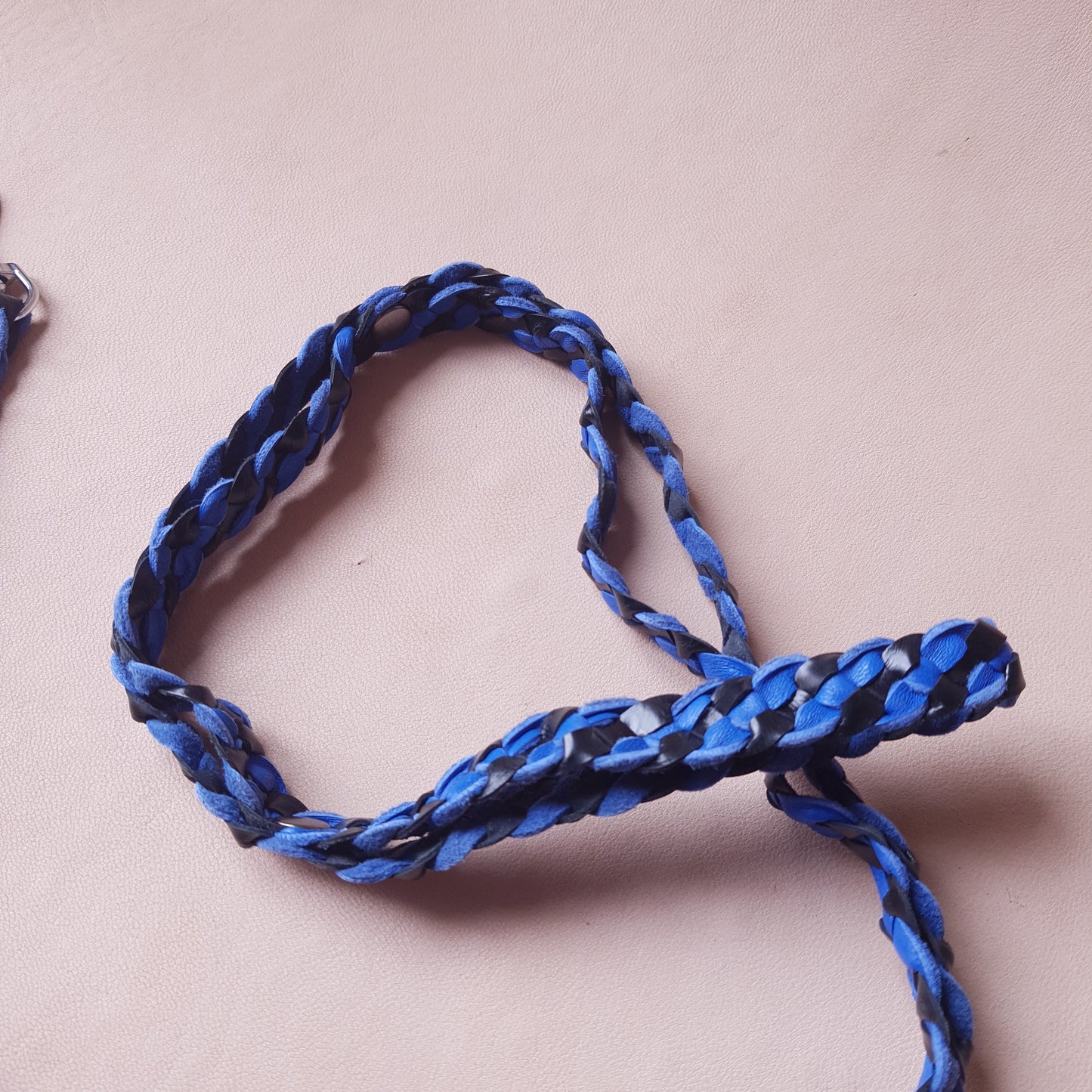 Laisse en cuir - 87 cm - bleue & noire