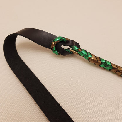 Fouet cravache mexicaine - 56 cm en cuir tressé - vert & bronze