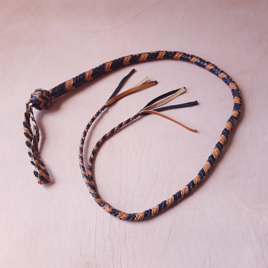Fouet quirt - 100 cm en cuir tressé - noir & marron
