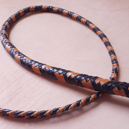 Fouet quirt - 100 cm en cuir tressé - noir & marron