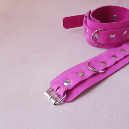 Menottes cuir - 27,5 cm - rose