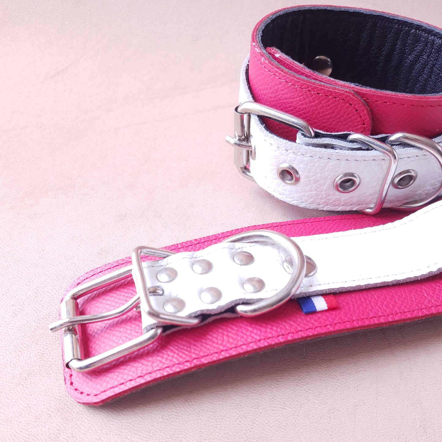 Menottes cuir - 27 cm - rose & blanc