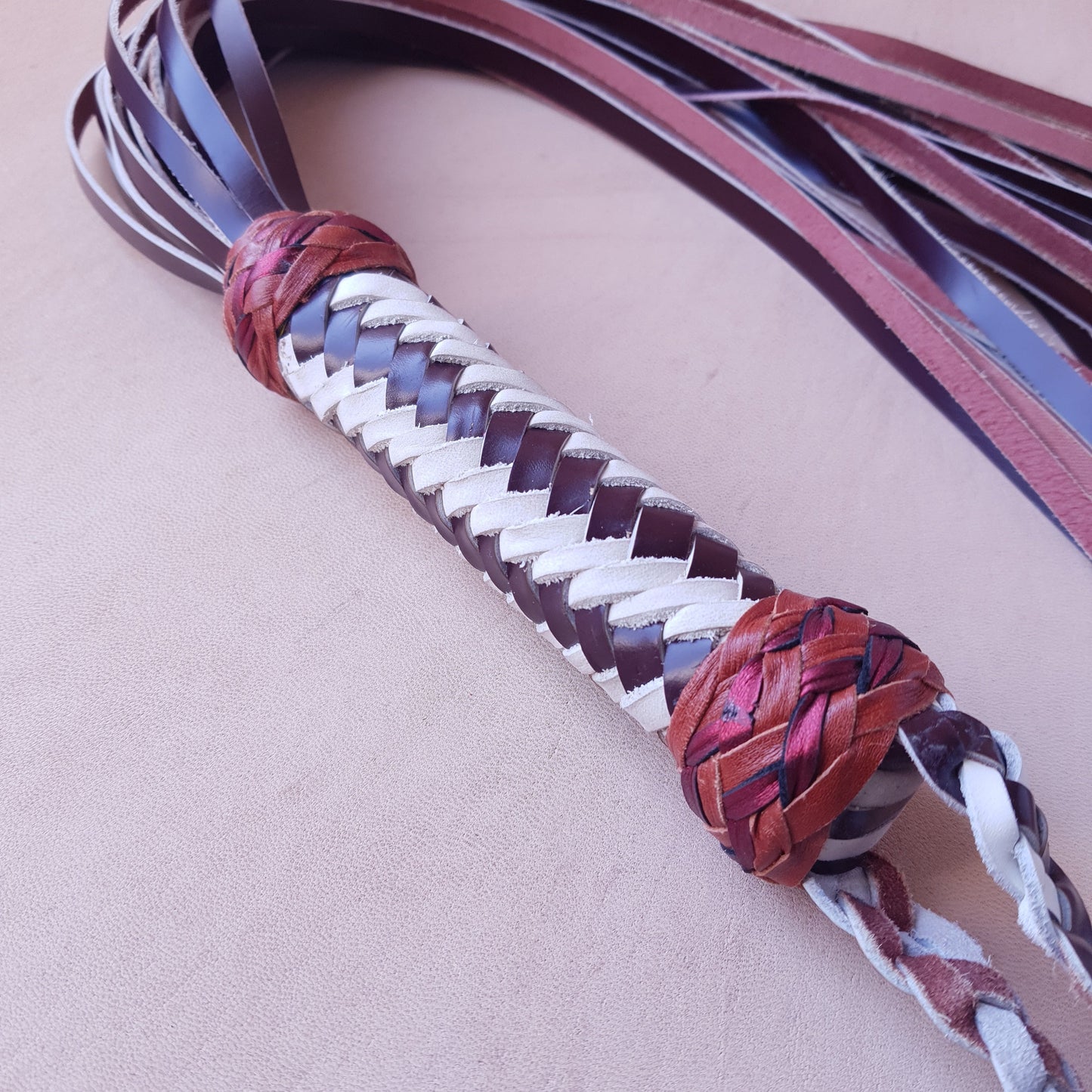 Martinet cuir & knot - 66 cm - blanc & marron