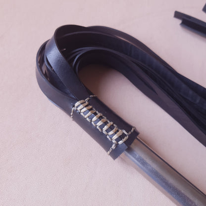 Martinet caoutchouc & inox - 41 cm - noir
