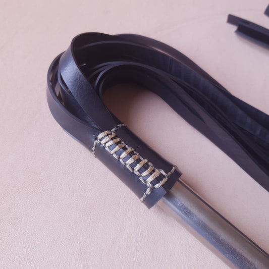 Martinet caoutchouc & inox - 41 cm - noir