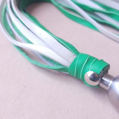 Martinet cuir & inox - 38 cm - vert & blanc