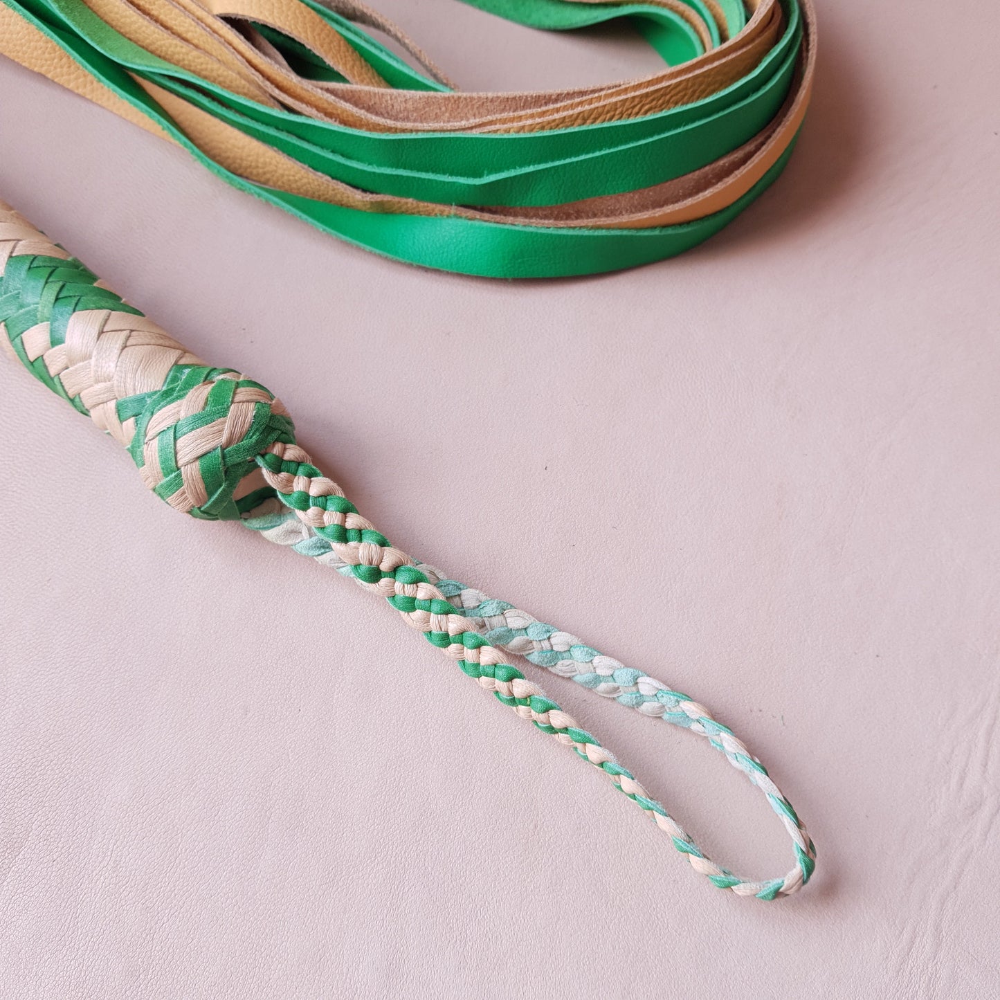 Martinet cuir & knot - 53 cm - jaune & vert