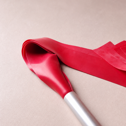 Martinet latex & métal - 51 cm - rouge