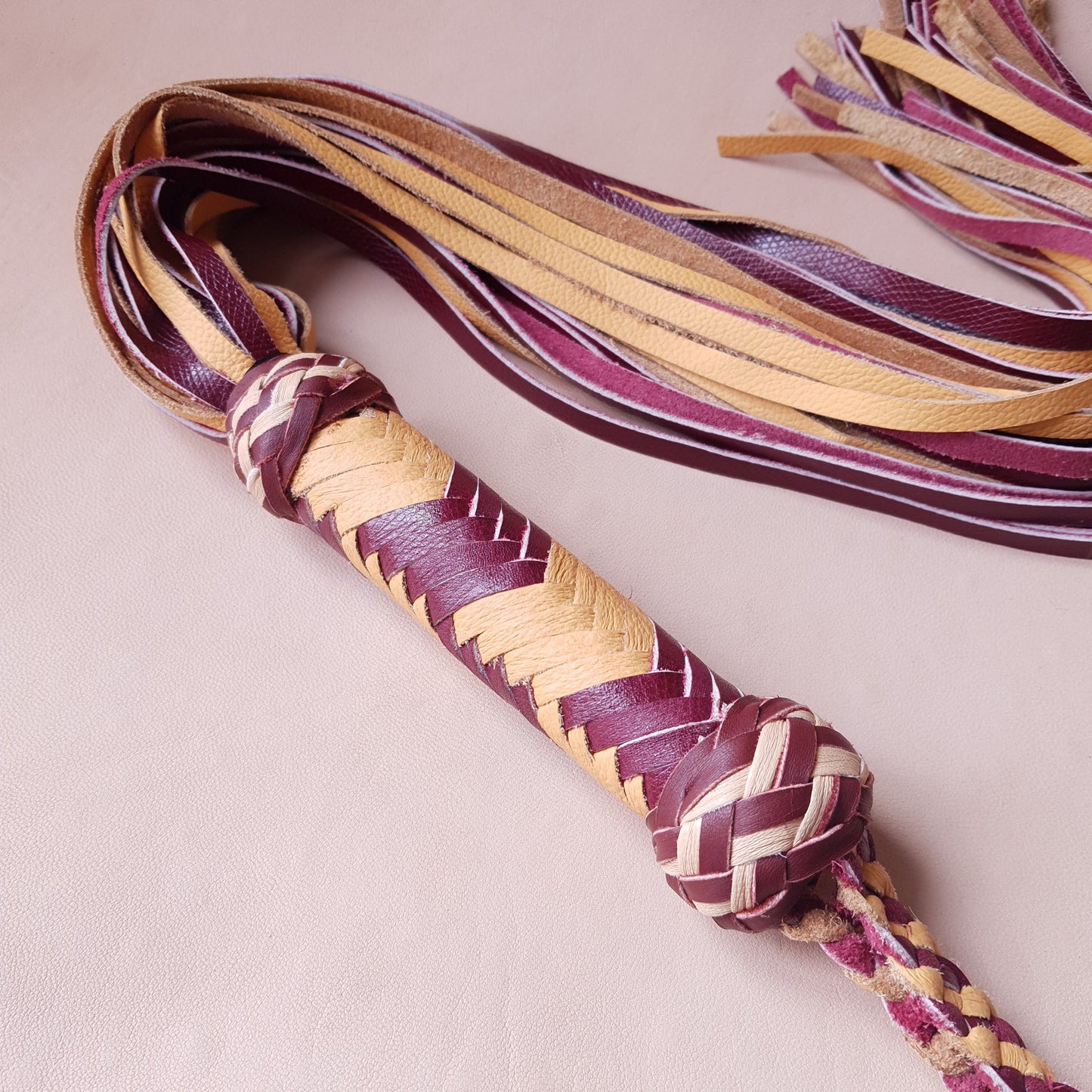 Martinet cuir & knot - 55 cm - jaune & bordeaux