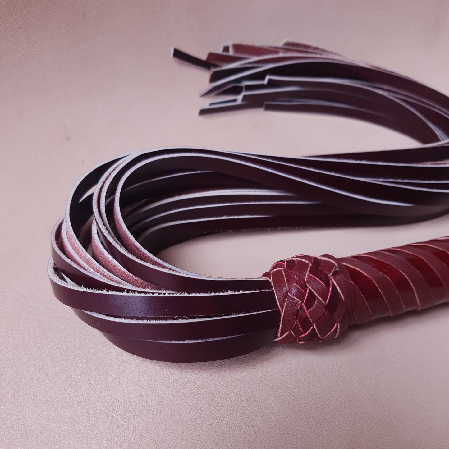 Martinet cuir & knot - 55 cm - bordeaux