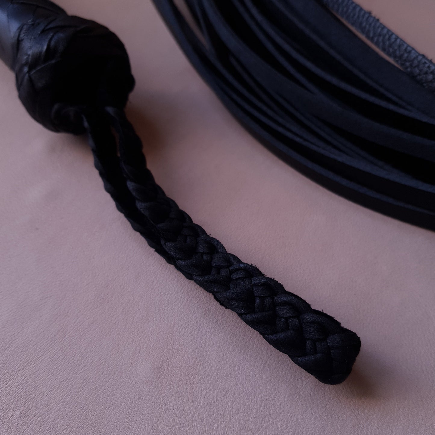 Martinet cuir & knot - 100 cm - noir variante 2