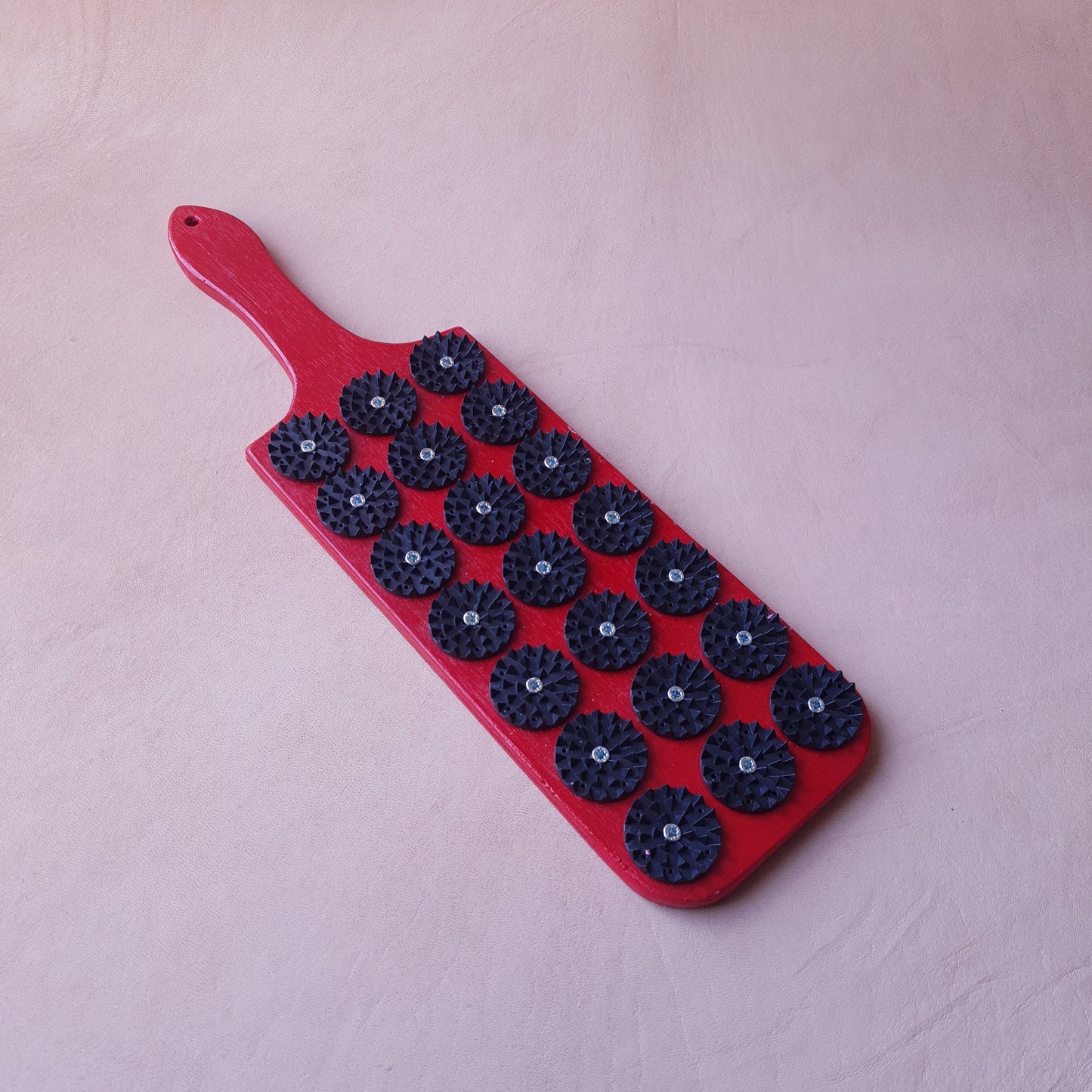 Paddle bois & pics fleurs - 37 cm - rouge & noir