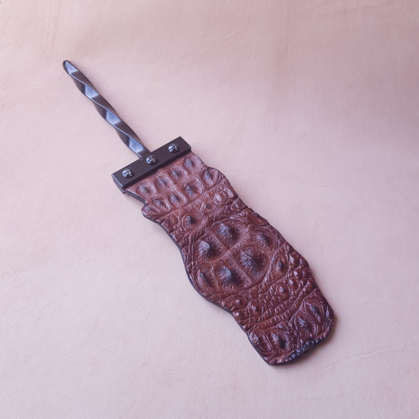 Paddle cuir (caïman) & acier - 41,5 cm - marron