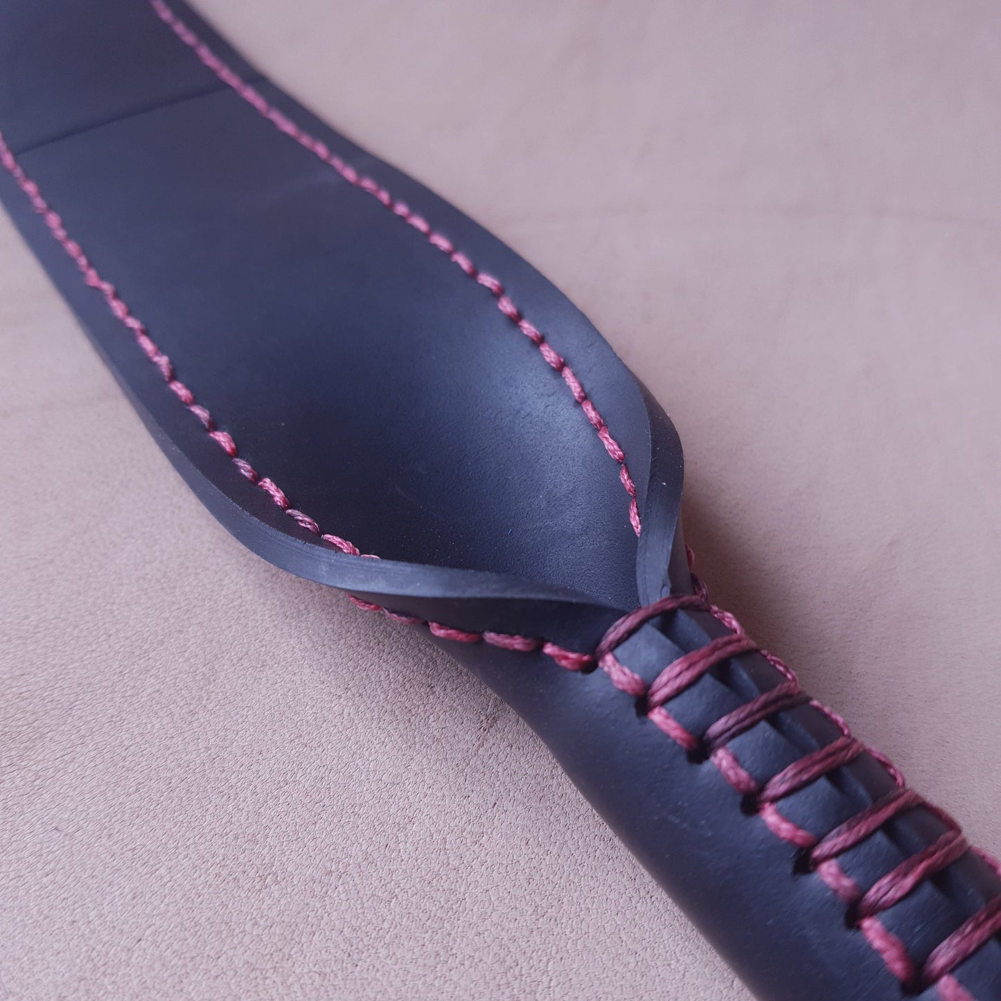 Strap caoutchouc & inox - 42 cm - noir